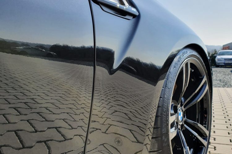 car_monkeys_bmw7